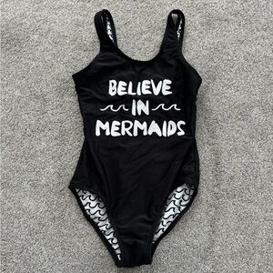 Art Class Black and White One Piece Baiting Suit